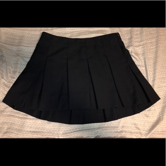 Dresses & Skirts - Vintage Navy Blue Mini Skirt (high waisted) Dresses & Skirts - Vintage Navy Blue Mini Skirt (high waisted)